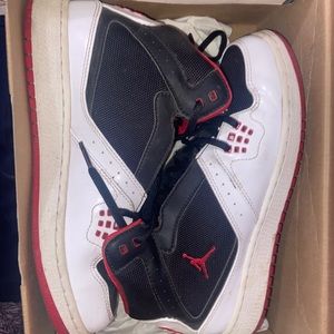 White red & black 6.5 youth Jordan flights